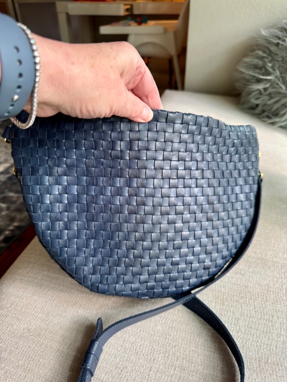 CLARE V GRANDE FANNY - BLEU MARINE WOVEN (Like New) - Picture 5 of 5
